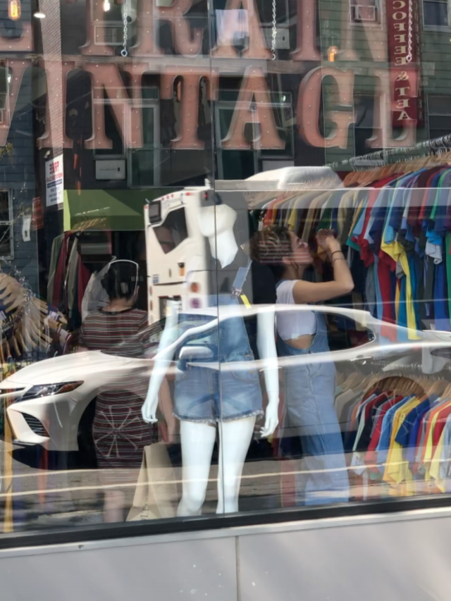 5 Best Vintage Clothing Shops in New York (1)